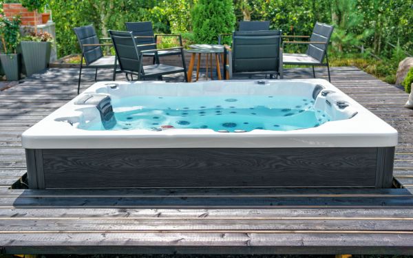 Spa Deck Remodeling in Bellingham